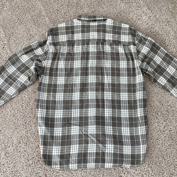 Lucky Brand Men’s Flannel Button Down Shirt - Picture 7 of 8